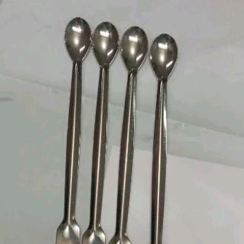 sendok spatula laboratorium