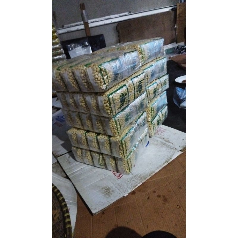 

kacang tuban asli 1ball isi 10pcs