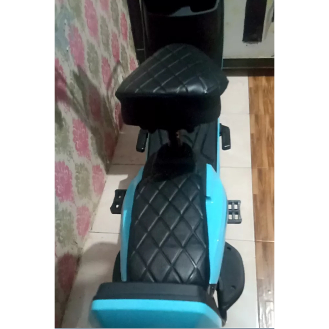 Sarung jok sepeda listrik model wajit / Bungkus sadel selis model wajit