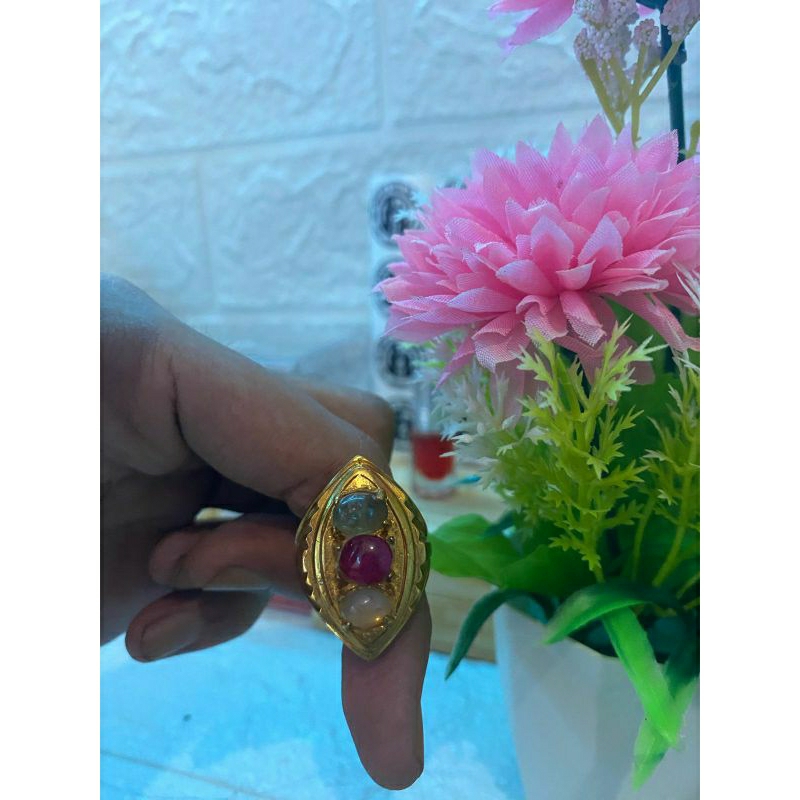 MUSTIKA TRI SANGHYANG GENI