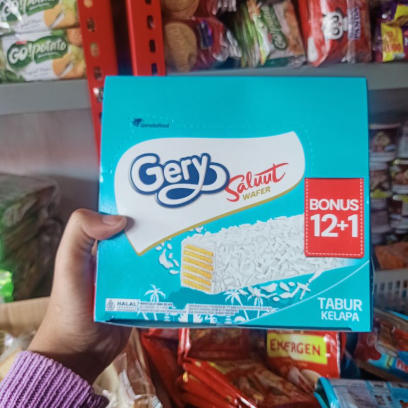 

Gery salut wafer tabur kelapa 20 gram isi 12 pcs Varian Random