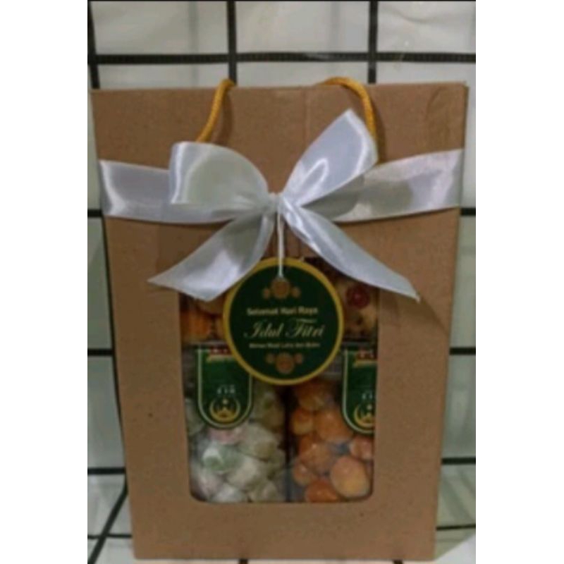 

BOX 19X9,5X26,5CM + TALI TENTENG(FREE BUBLE)