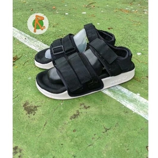 Sandal Adidas adilette Second