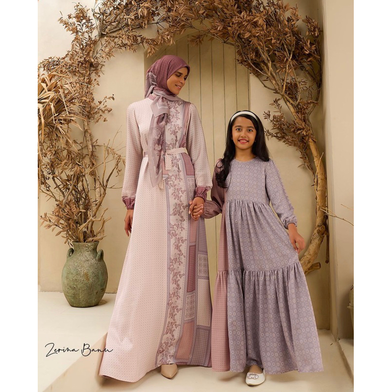 naya dress sz S heaven lights ZB