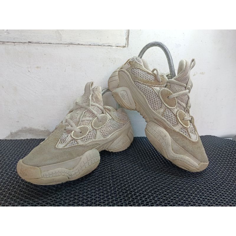 Sepatu Adidaas Yeezy 500 Blush size 36