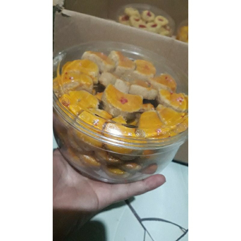 

Kue Kacang/roti kacang