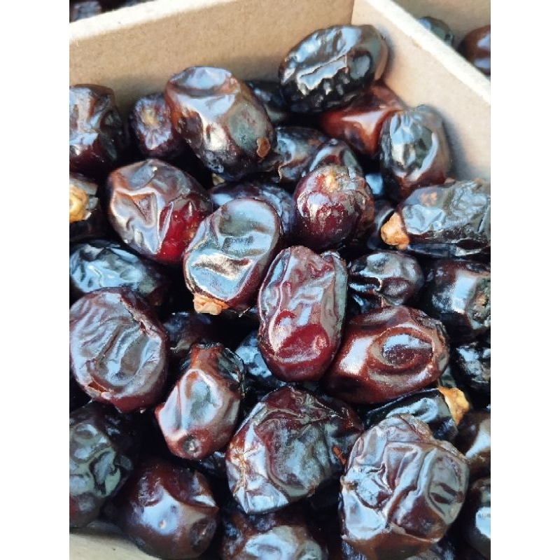 

COD !!! DATES CROWN KHENAIZI KURMA