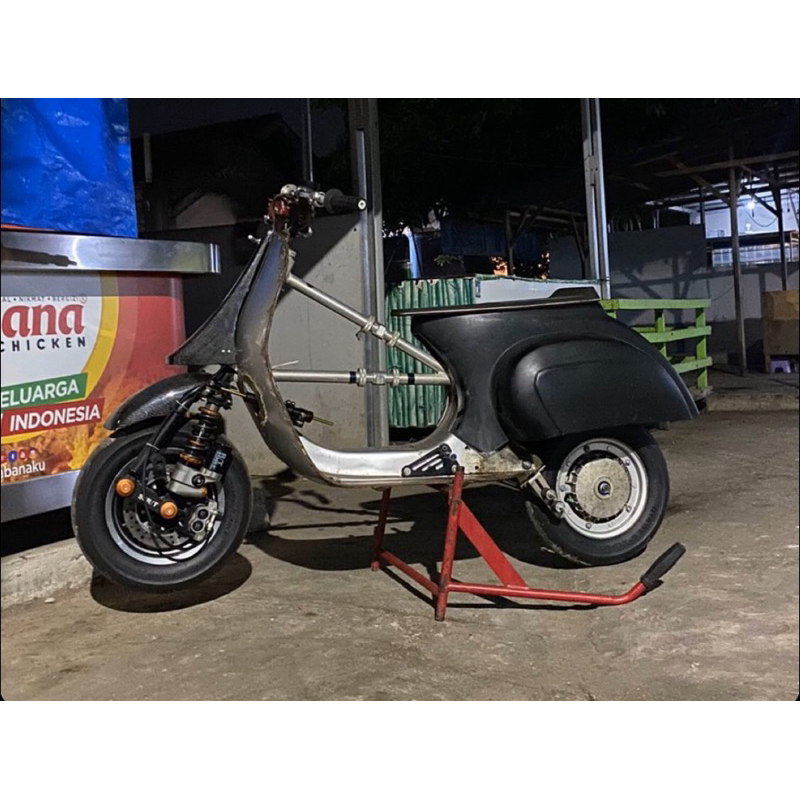 body belakang vespa  frame vespa klasik rangka vespa part vespa pts bodi tengah vespa smallframe cus