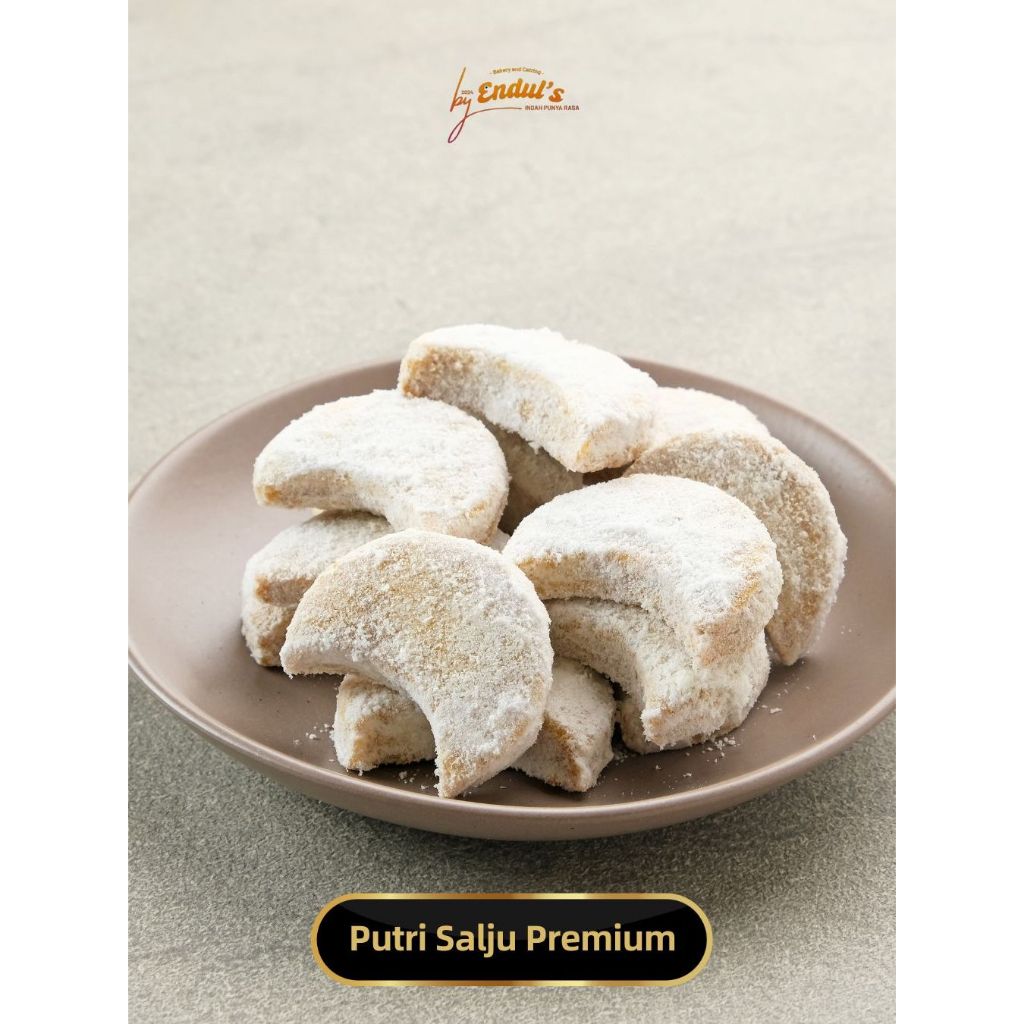 

Kue Putri Salju Bahan Premium Hampers Lebaran Gold Series