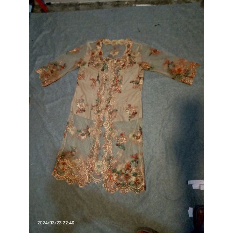 KEBAYA BROKAT MEDAN PRELOVED
