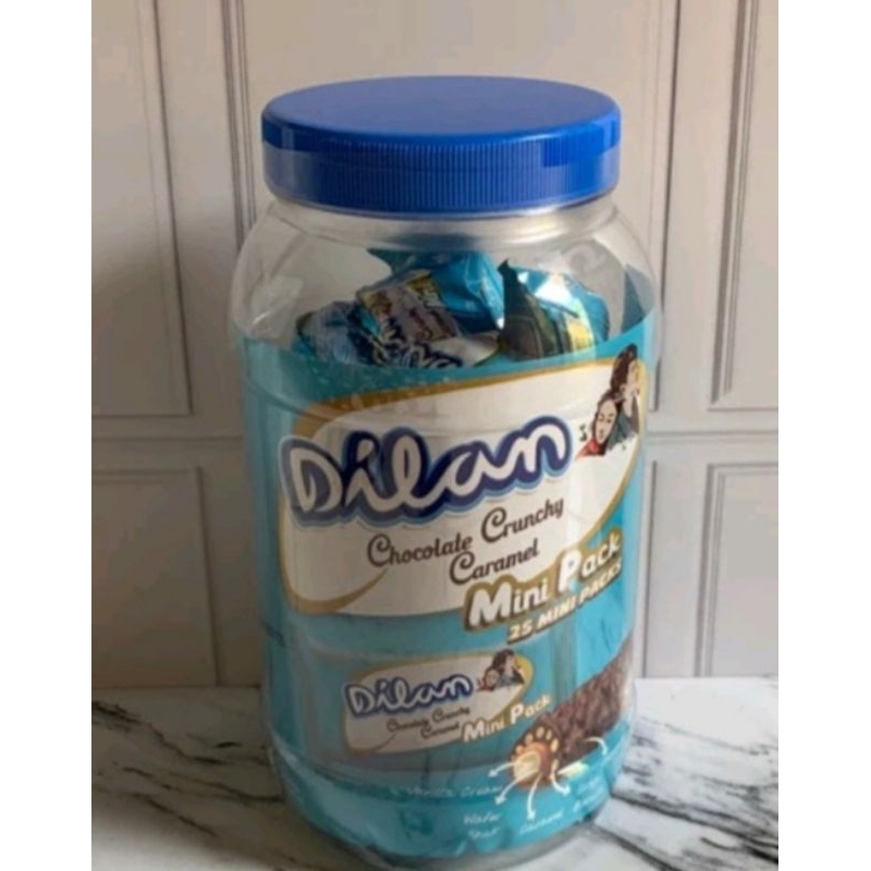 wafer Dilan toples isi 25