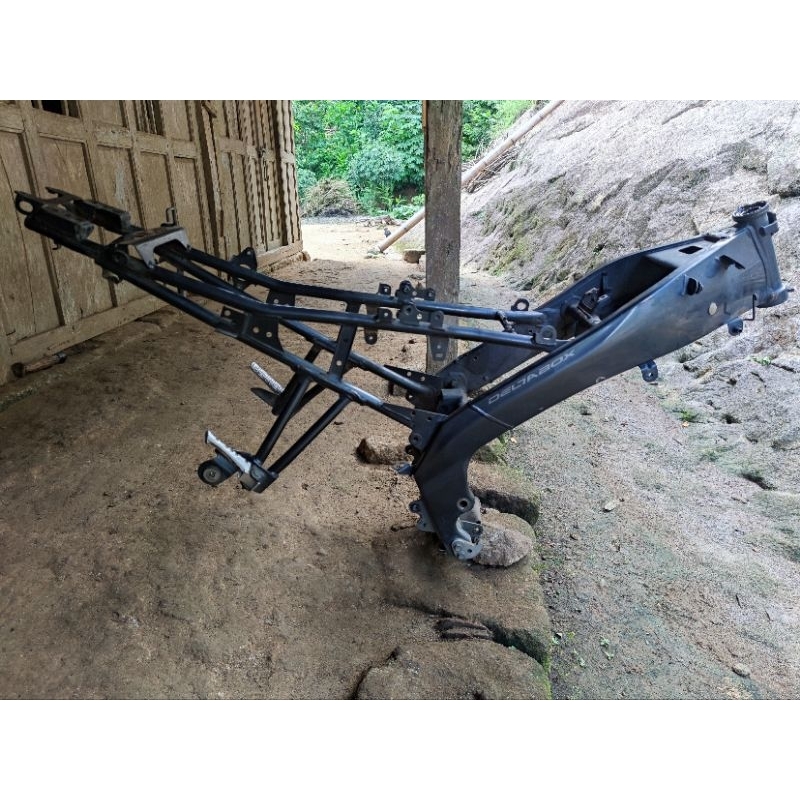 rangka/batangan old vixion original copotan mulus