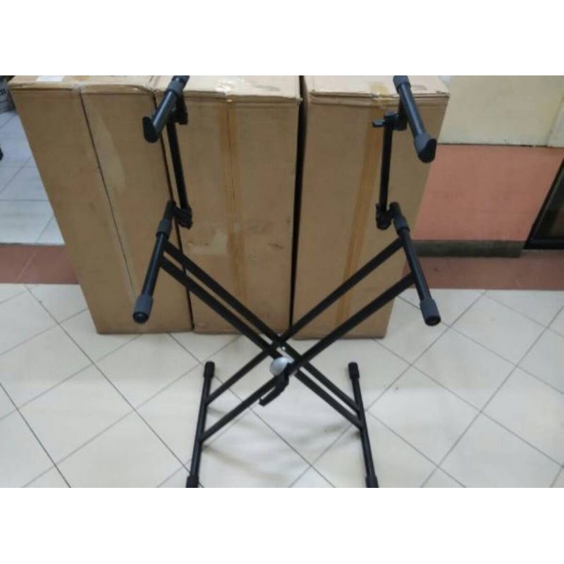 Stand untuk 2 keyboard  atas bawah (recomended) stand susun