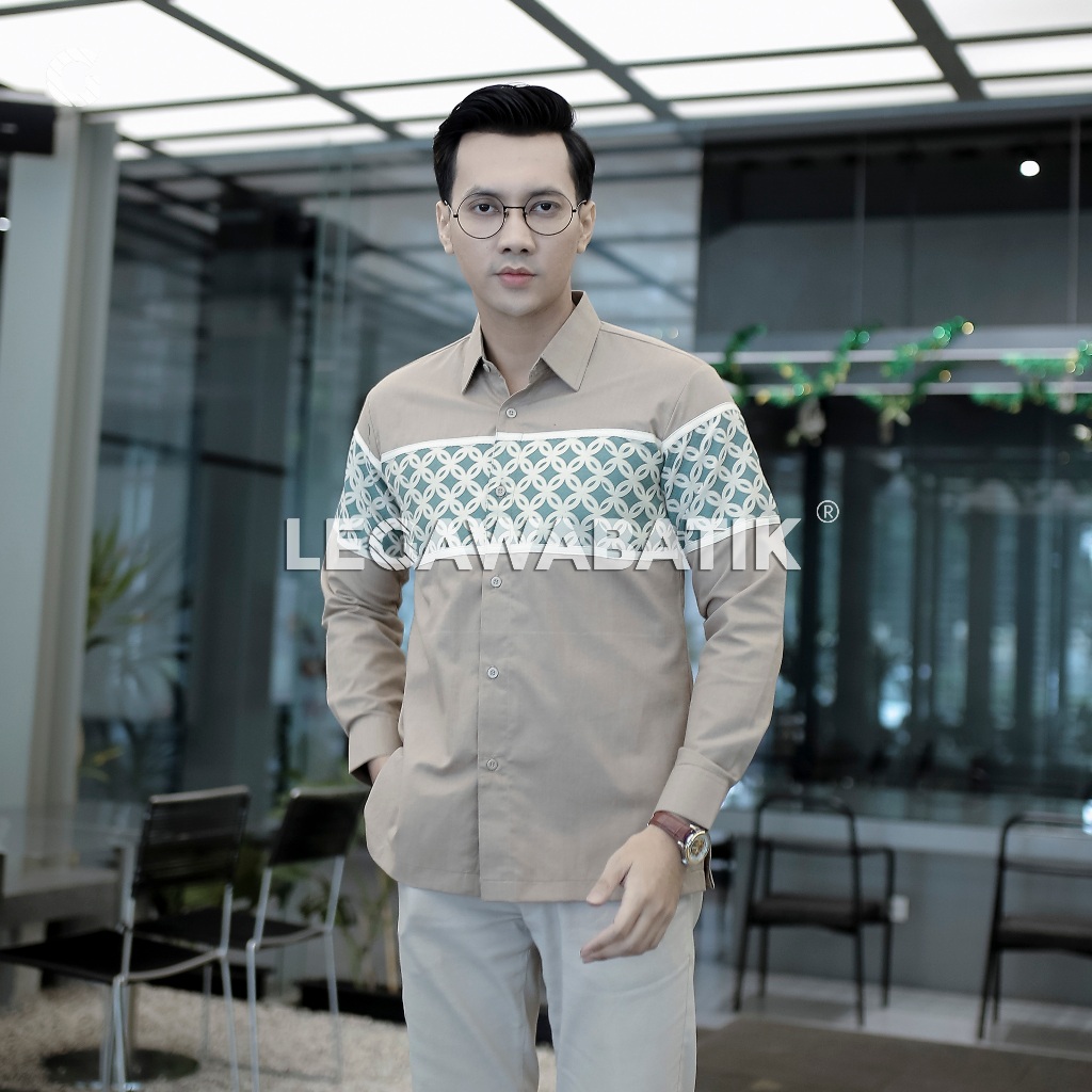 KEMEJA POLOS KOMBINASI BATIK PRIA PREMIUM - KEMEJA MIX BATIK MOTIF KAWUNG -  WARNA CREAM DAN HIJAU S