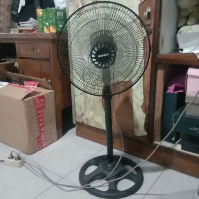 kipas angin bekas