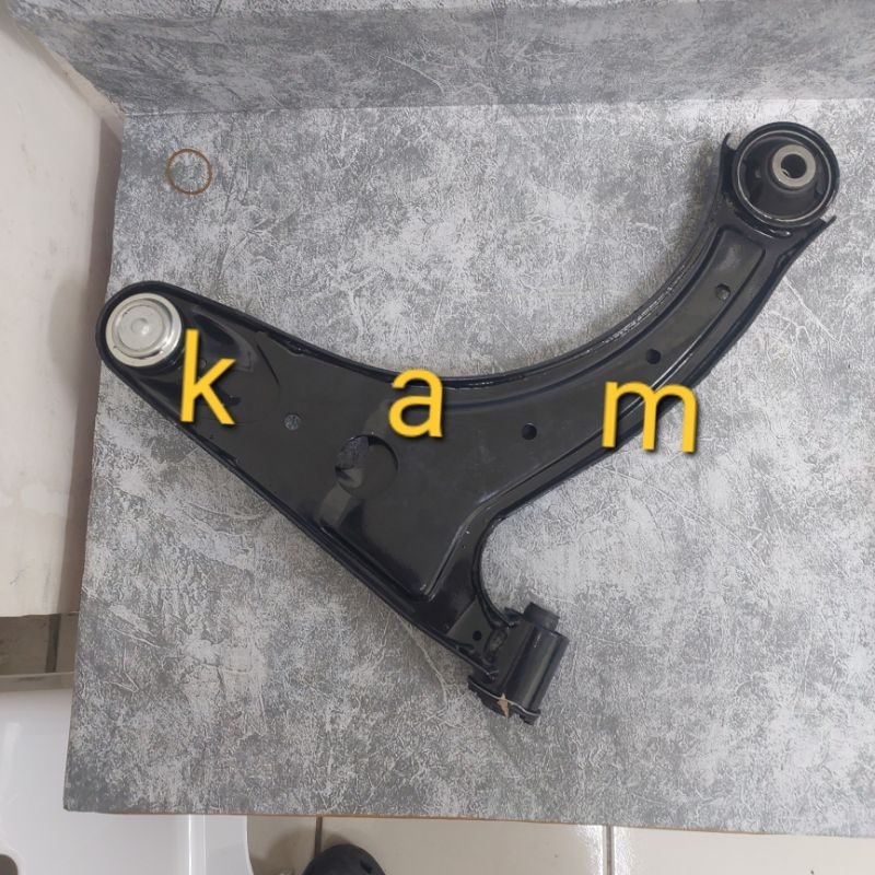 lower arm sayap bawah kiri LH avanza xenia 1.0 1.3 1.5s