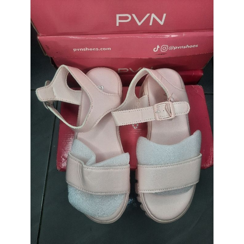 sandal pvn