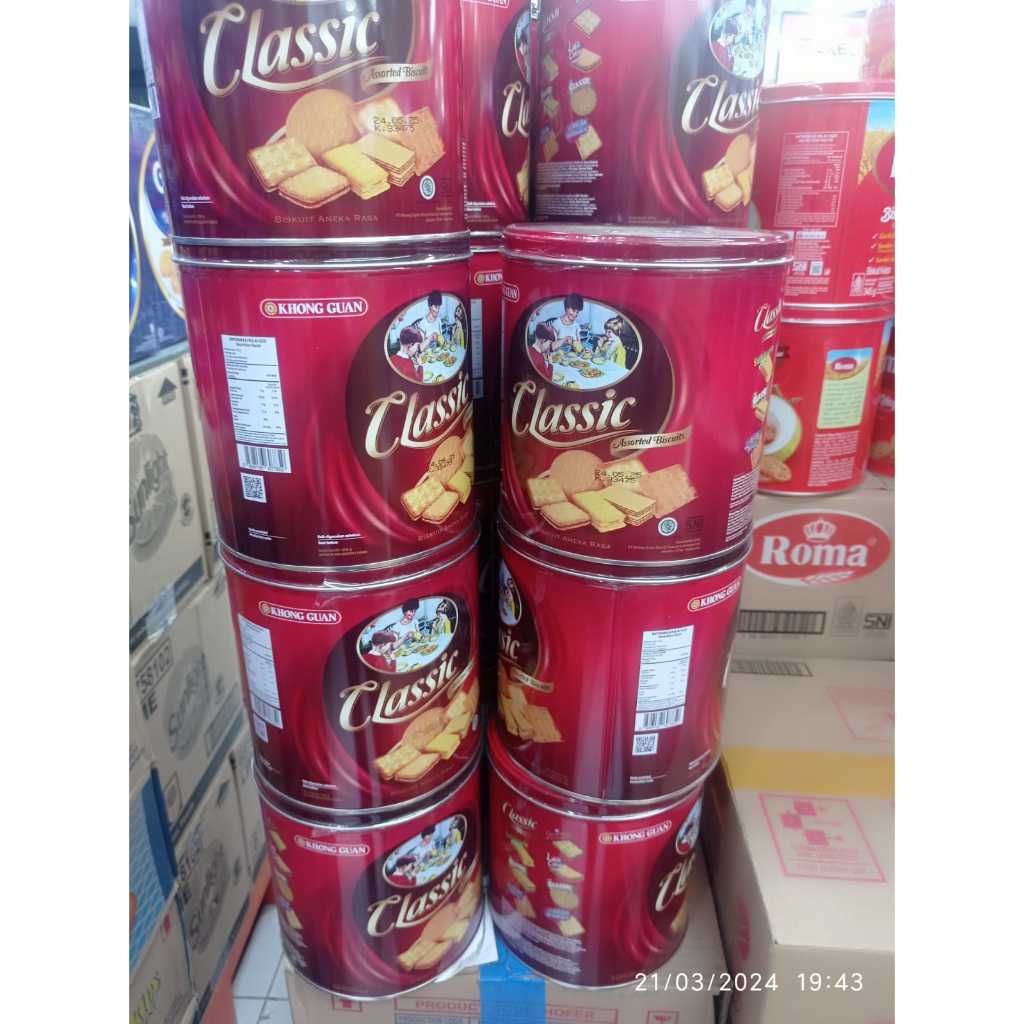

KHONG GUAN CLASSIC 350GR - BISKUIT KALENG LEBARAN