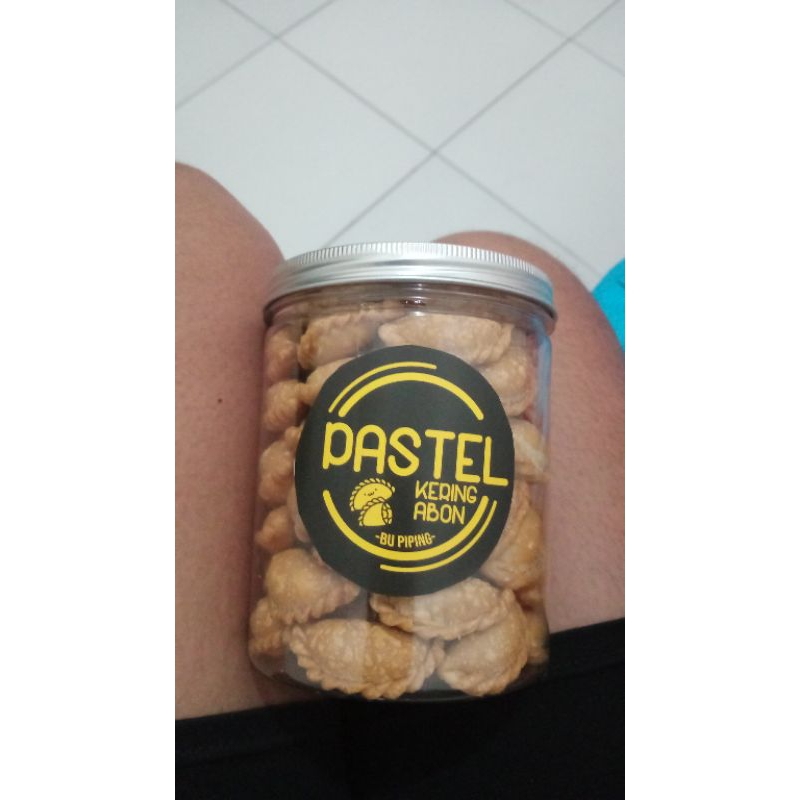 

Pastel Isi Abon 700ml