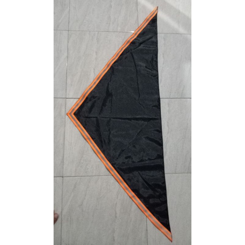 scraf pramuka/scraf murah/scraf grosir/scraf dasar hitam/scraf pramuka/scraf