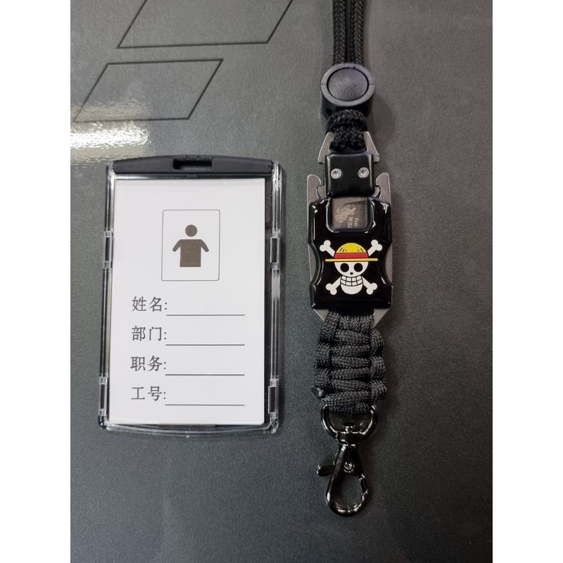 

tali gantungan id logo one piece plus cover id mika