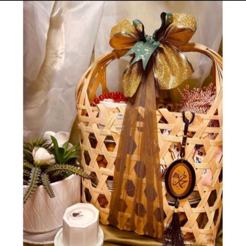 

HAMPERS LEBARAN MURAH/HAMPERS RUSTIC/BINGKISAN LEBARAN/HAMPERS ROTAN MURAH