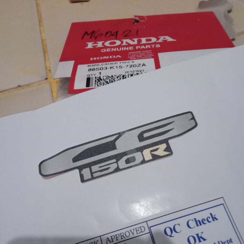 stiker logo tulisan cb 150r mark cb 150r type 3 new cb 150r k15p original honda