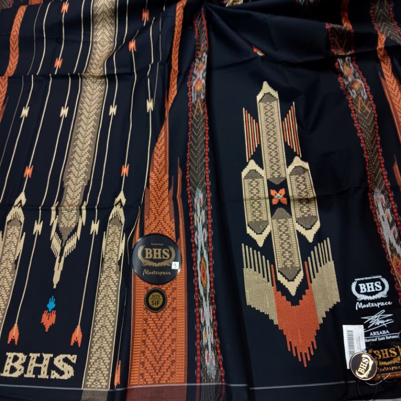 SARUNG BHS MASTERPIECE GOLD M79 SIF 9 HITAM