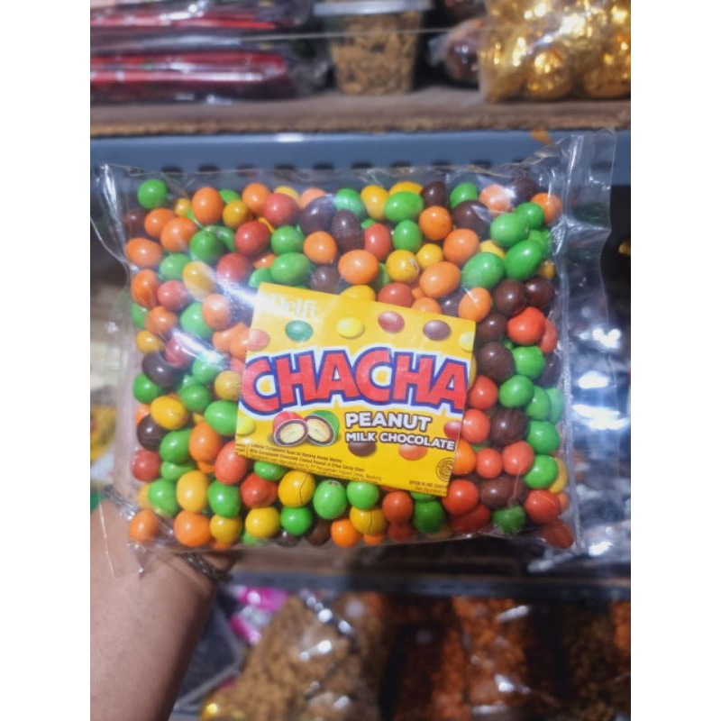 

Delfi CHACHA 500GR COKLAT - COKELAT CHA CHA PEANUT+MILK CHOCOLATE 500 GR MILK CHOCOLATE