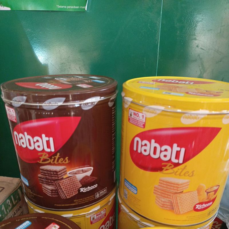 

NABATI BITES WAFER KALENG 287gr