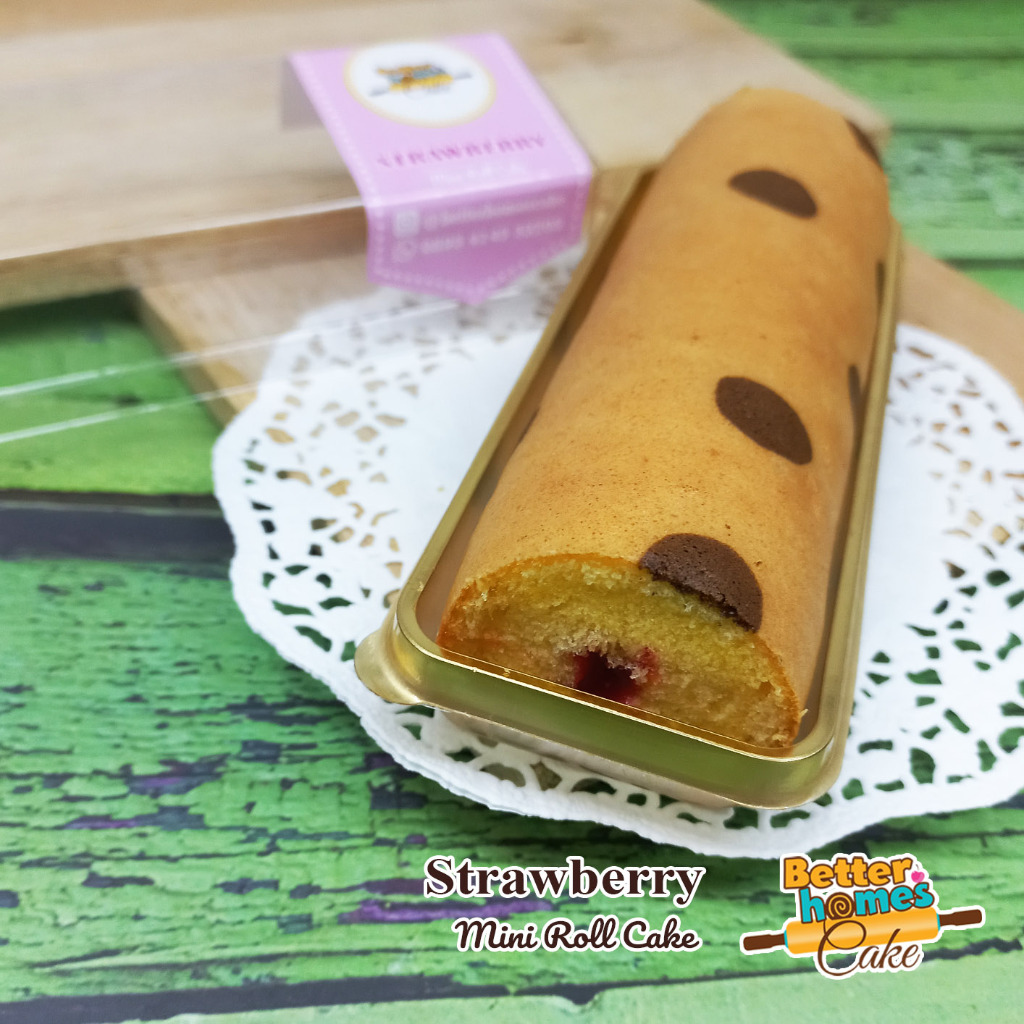 

Strawberry Mini Roll Cake / Bolu Gulung Mini