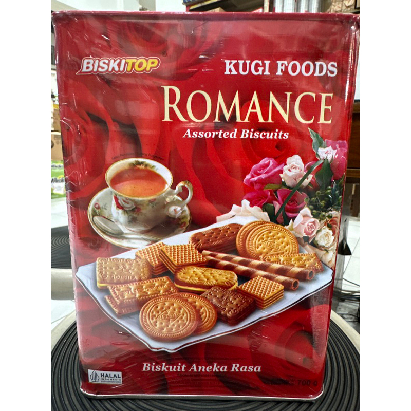 

Biskuit Kaleng Segi Biskitop Kugi Romance 700g