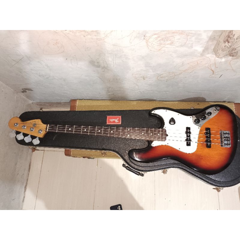 Fender Jazz Bass Original USA Tahun 1996