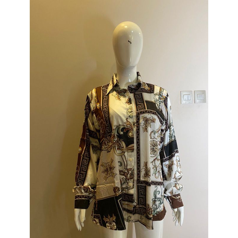 Kemeja Kerah Silk Versace