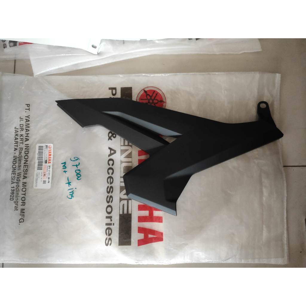 sambungan body belakang kanan mx king ori