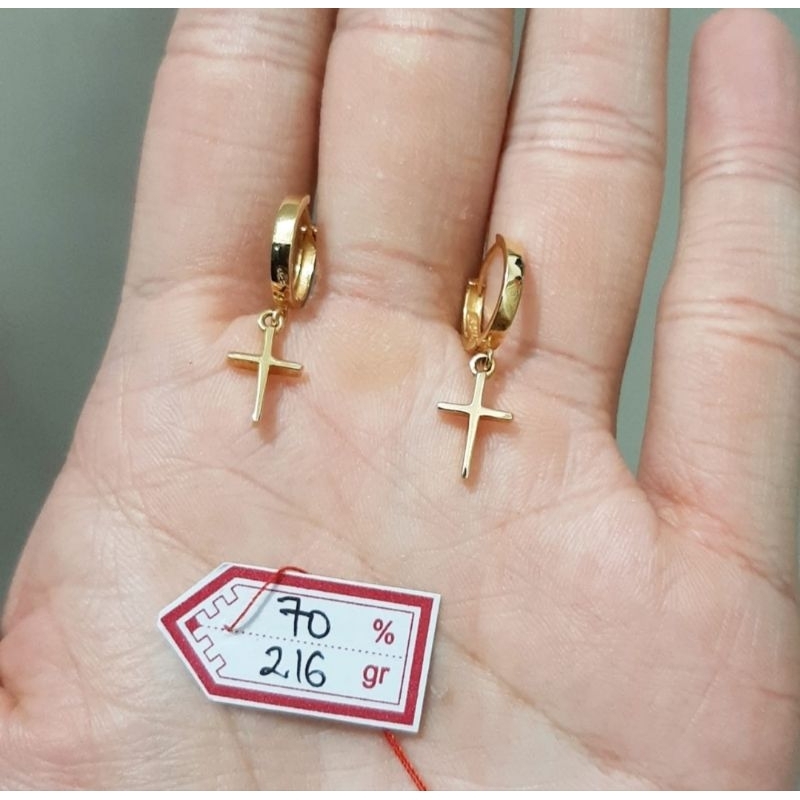 Anting emas 70 salib gantung