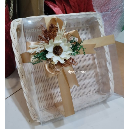 

Hampers Kotak Hantaran Rotan 25cm dan 30cm