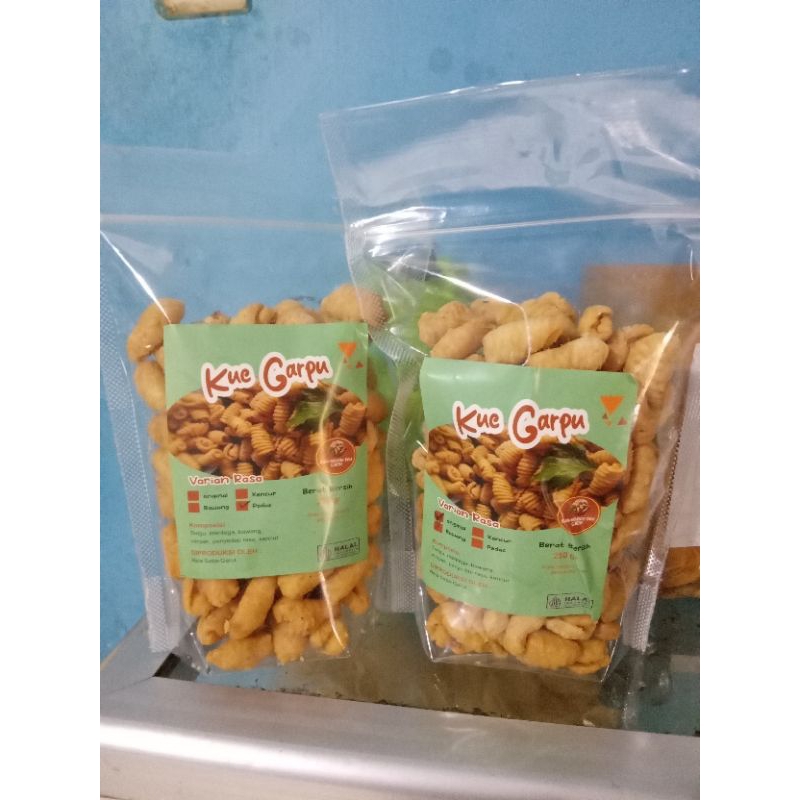 

kuegarfu|kuegarpu|kuebawang|kuekuuk|kuekewuk|kuekeringlebaran|kuejadul|kuetradisional|kuerumahan|kuegarpumurah|kuegarpurenyah|kuegarpu250gram