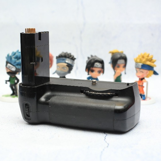 Nikon MB D80 Baterai Grip D80 / D90 For Battery Grip Original