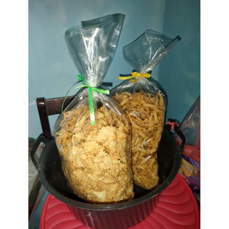 

Keripik/Kue Bawang Doa Emak