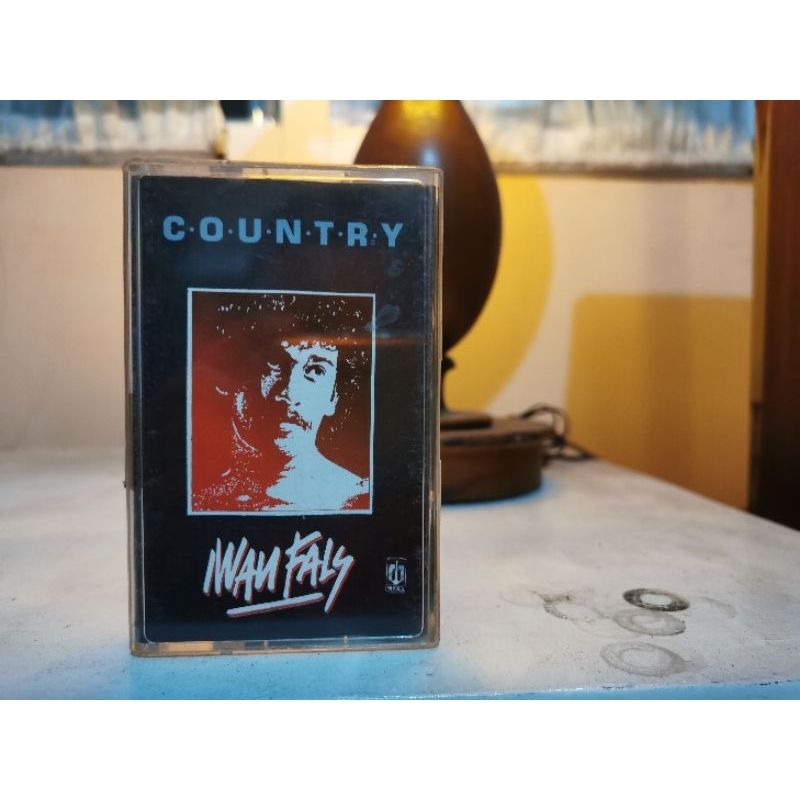 Kaset pita iwan fals Country