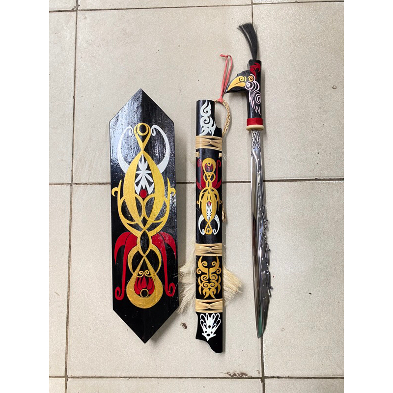 MANDAU BAJA PUTIH ANTI KARAT KHAS DAYAK KALIMANTAN