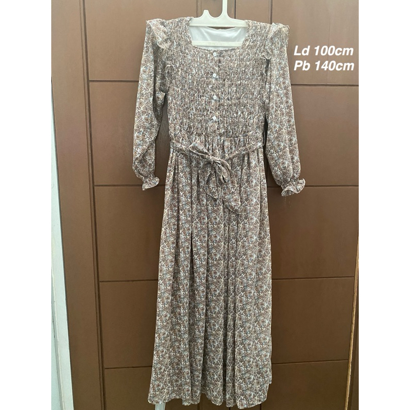 Gamis smoked by Yuna