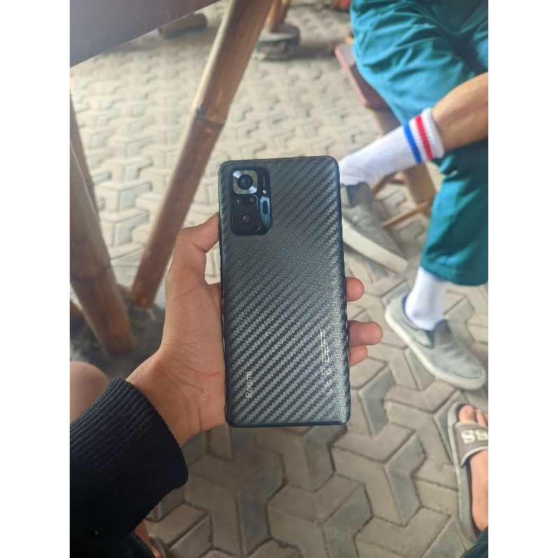 redmi note 10 pro 6/128 lengkap (baca deskripsi)