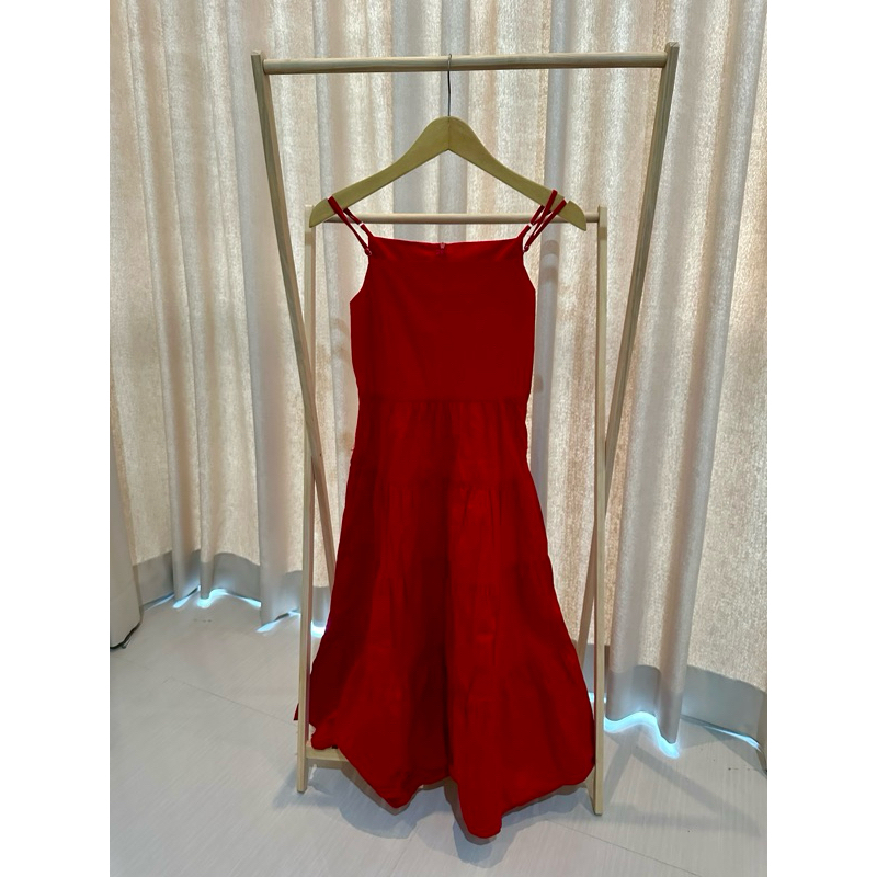 DRESS MERAH SETALI ELEGAN