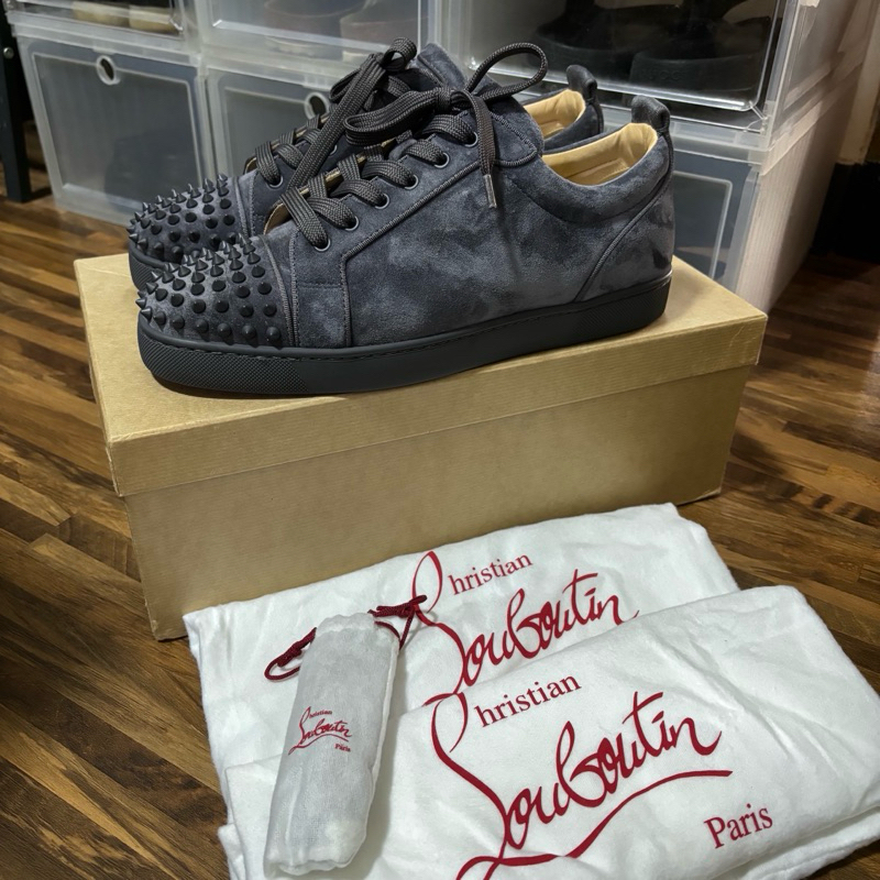 Sepatu Christian Louboutin Sneakers Original Authentic Preloved Louis Junior Spikes Orlato Smokey Pr