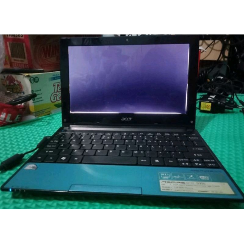 Notebook Acer nyala minus