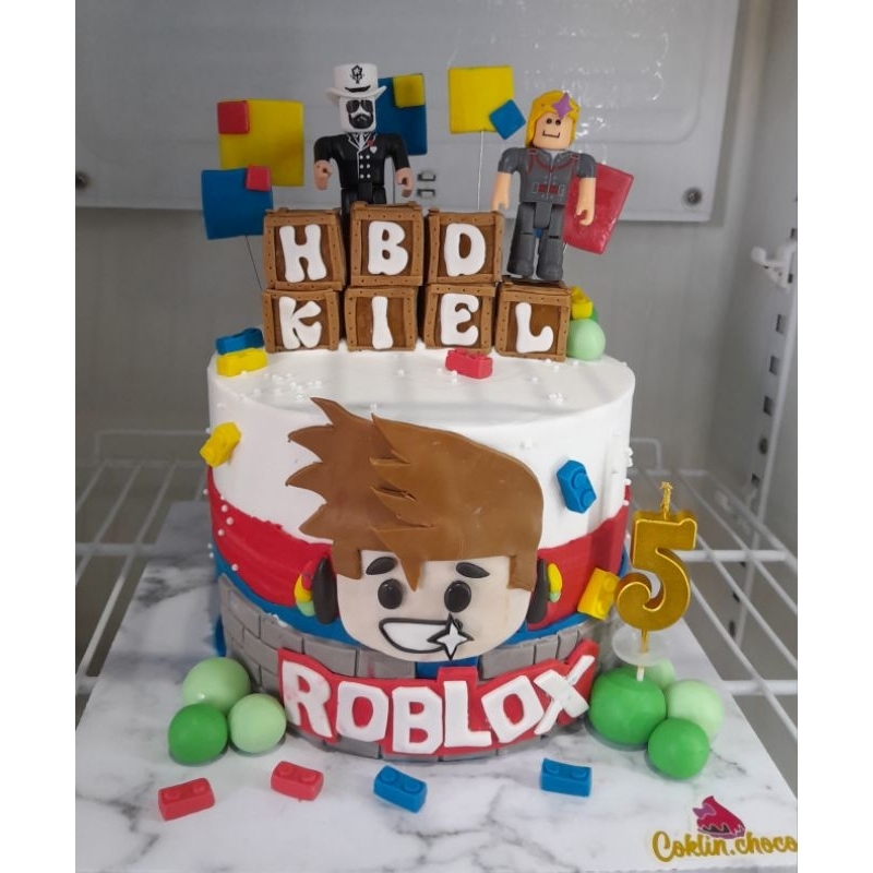 kue ultah roblox figure fondant cake birthday karakter roblox lego