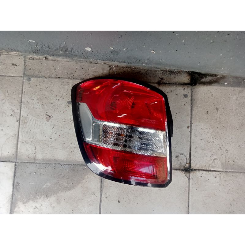 stoplamp lampu belakang Chevrolet spin