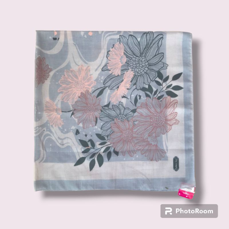 rabbani tetra ayaka kerudung segiempat motif